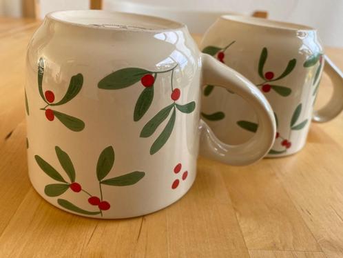 2 Leuke Kerst Bekers Sostrene Grene met plant motief zgan!, Diversen, Kerst, Zo goed als nieuw, Ophalen of Verzenden