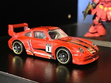 Hot Wheels Mystery Models 'Porsche 993 GT2, Metallic red beschikbaar voor biedingen