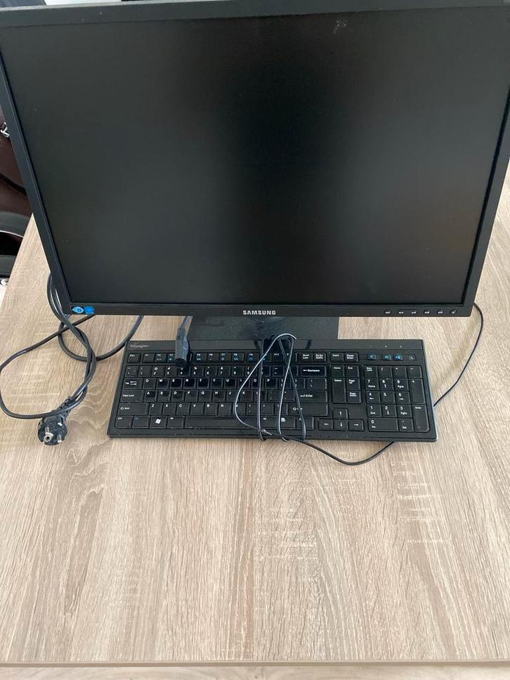 Samsung 22" Monitor - Full HD, Computers en Software, Monitoren, Gebruikt, 60 Hz of minder, DVI, LED, Full HD, 5 ms of meer, Ophalen