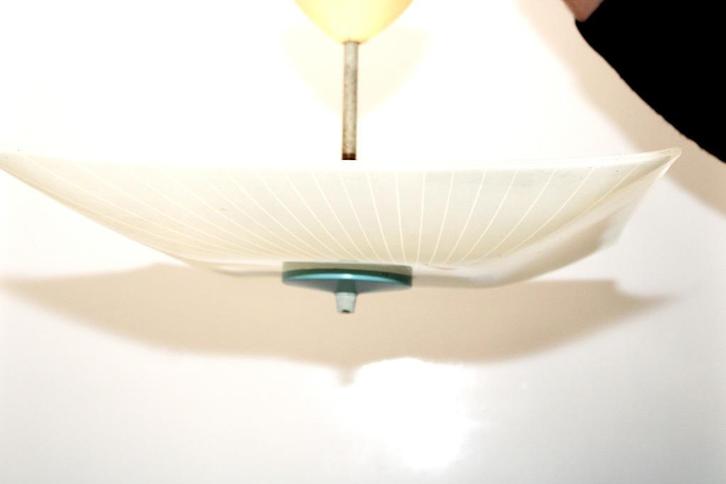 Schitterende Mid-Century Paraplulamp Glas Metaal 1950-1960, Verzamelen, Retro, Huis en Inrichting, Verzenden