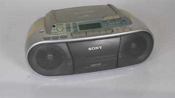 Sony CFD-S03CPL Portable Boombox with CD/MP3, Cassette/Radio beschikbaar voor biedingen