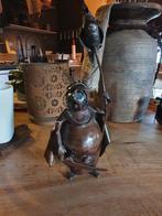 Bronzen beeld van een krijger met vogel brons, Ophalen of Verzenden