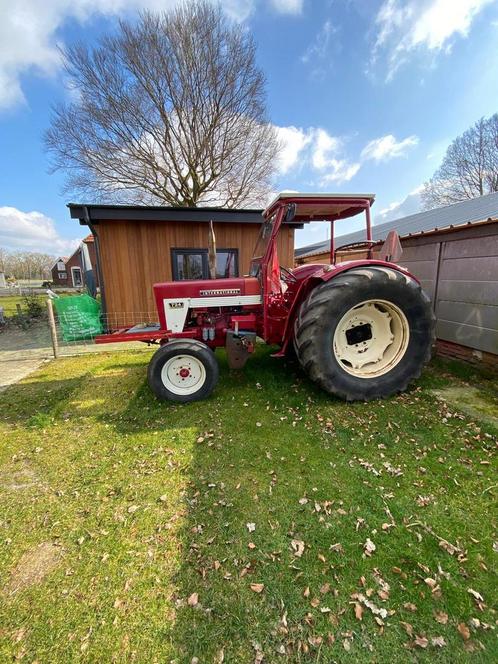 International 724, Zakelijke goederen, Agrarisch | Tractoren, 5000 tot 7500, Case IH, tot 80 Pk, Gebruikt, Ophalen