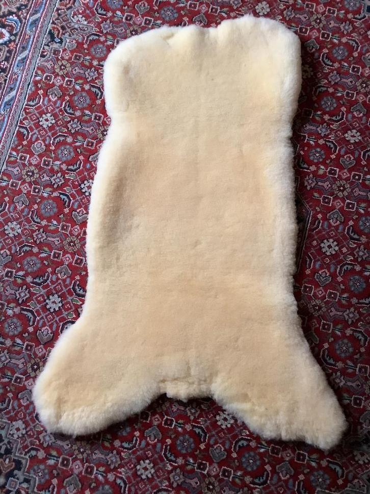 Medicinale schapenvacht., Huis en Inrichting, Woonaccessoires | Plaids en Woondekens, Nieuw, Ophalen of Verzenden