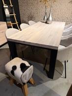Massief eiken tafel met metalen onderstel! Opruiming!!!, Huis en Inrichting, Ophalen, 200 cm of meer, 50 tot 100 cm, Vijf personen of meer