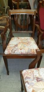 2 heldense mahonie armstoelen, Ophalen