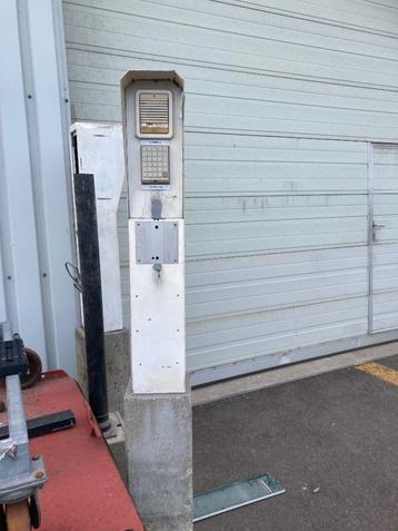 Intercom paal beschikbaar voor biedingen