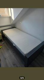 Kinderbed met nieuwe matras en verstelbare bodem, Ophalen, 85 tot 100 cm, Zo goed als nieuw, Matras