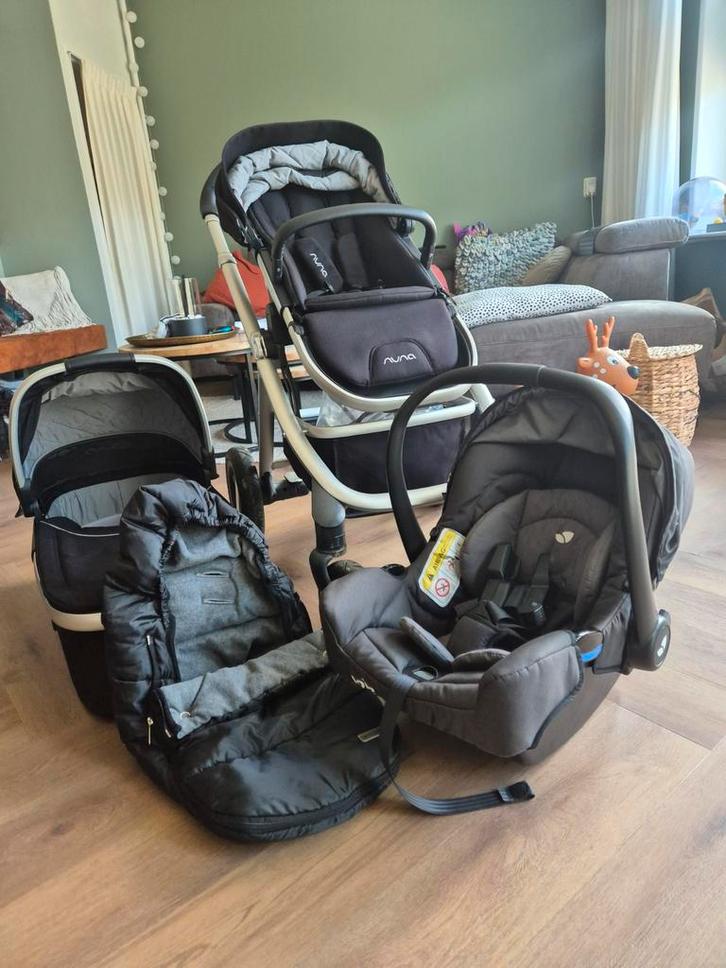 Nuna IVVI Savi kinderwagen met accessoires, Kinderen en Baby's, Kinderwagens en Combinaties, Ophalen