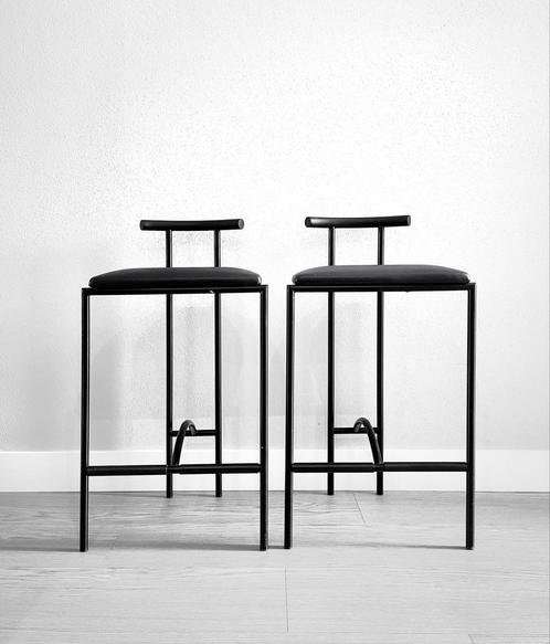 2x vintage design barkrukkenTokyo Rodney Kinsman Bieffeplast, Huis en Inrichting, Barkrukken, Zo goed als nieuw, Metaal, Ophalen
