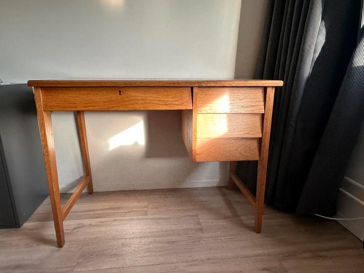 Vitage bureau, Huis en Inrichting, Bureaus, Gebruikt, Bureau, Ophalen
