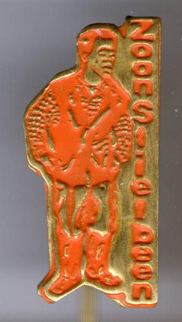 Zoon Stiefbeen staand oranje/koper tv serie speldje ( S_215), Verzamelen, Speldjes, Pins en Buttons, Nieuw, Speldje of Pin, Figuurtje