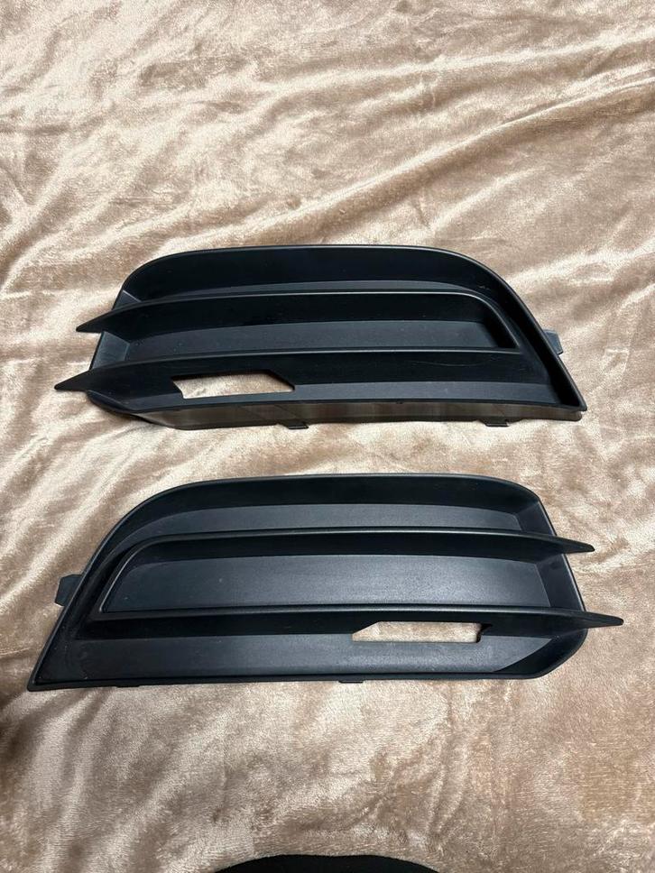 Mistlampen Grill Set Audi A1, Auto-onderdelen, Carrosserie en Plaatwerk, Bumper, Audi, Voor, Gebruikt, Ophalen of Verzenden
