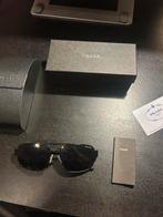 Prada zonnebril, Ophalen of Verzenden, Zo goed als nieuw, Zwart, Overige merken