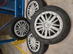 4 stuks winterbanden met stalen velgen en wieldoppen, Auto-onderdelen, Banden en Velgen, Ophalen, 15 inch, Banden en Velgen, 185 mm