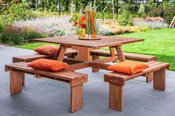 Hardhouten picknicktafel vierkant Premium beschikbaar voor biedingen