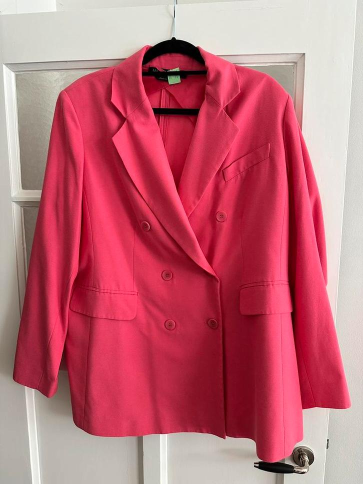 Marina Rinaldi linnen pak - koraal roze, Kleding | Dames, Jasjes, Kostuums en Pakken, Gedragen, Kostuum of Pak, Maat 46/48 (XL) of groter