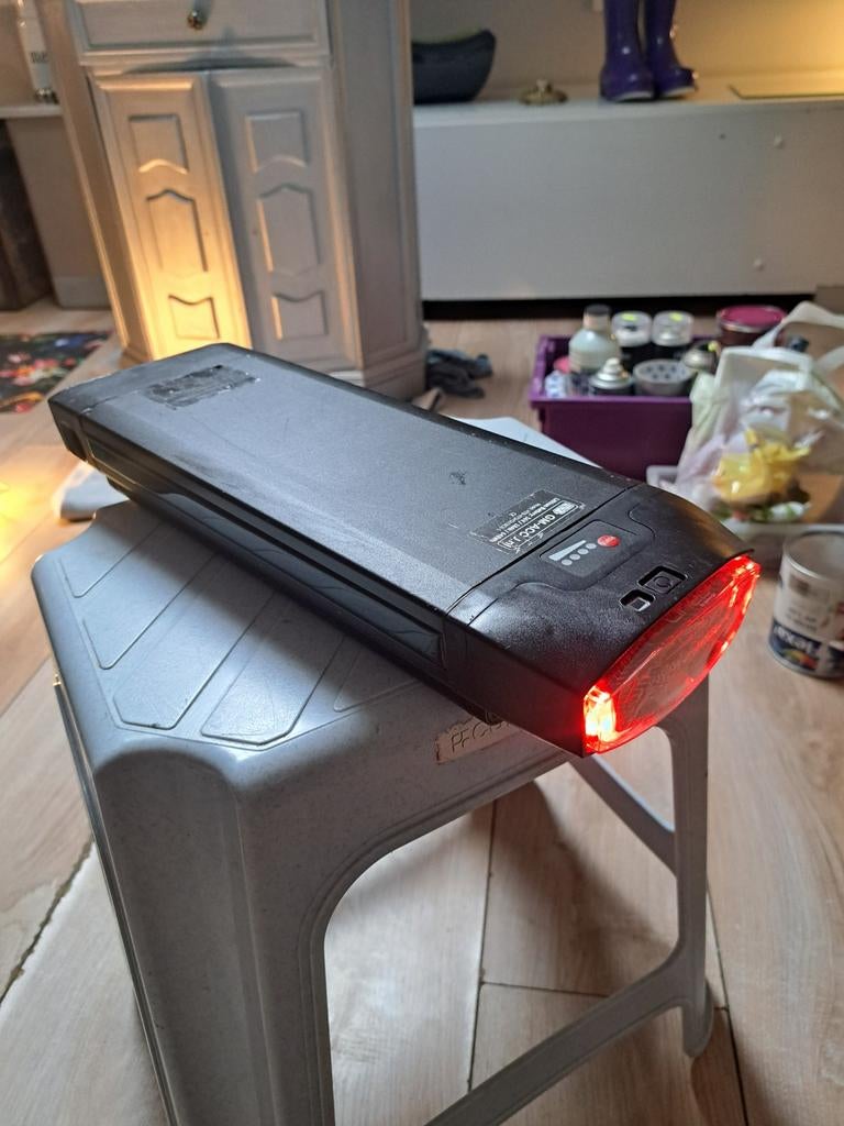 Fietsaccu - zgan Kopen/Ruilen voor Bosch A4 lader., Fietsen en Brommers, Fietsaccessoires | Fietsaccu's, Ophalen of Verzenden