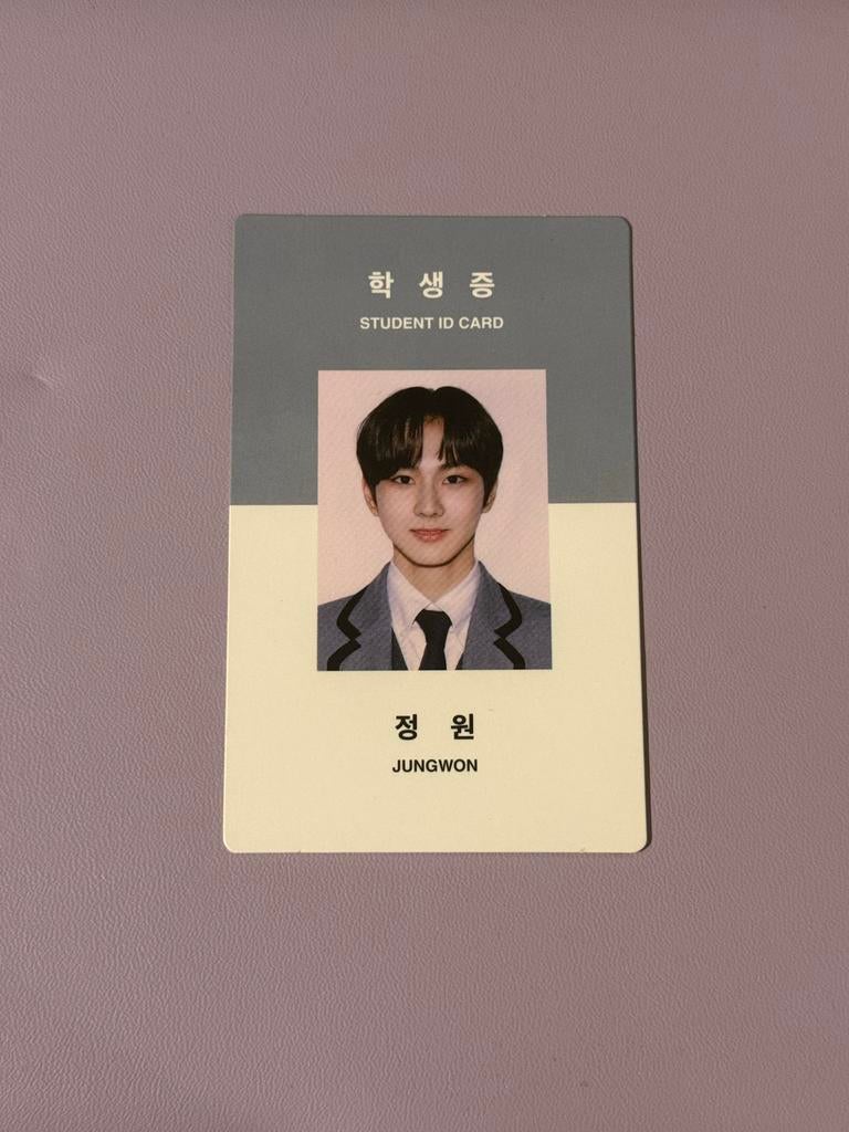 Jungwon Student ID Card - Enhypen Photocard, Verzenden, Zo goed als nieuw, Foto of Kaart
