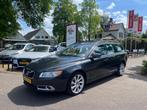Volvo V70 1.6 T4 NORDIC 179PK AUTOMAAT / LEDER / NAVI / XENO, Euro 5, 4 cilinders, 1600 kg, Zilver of Grijs