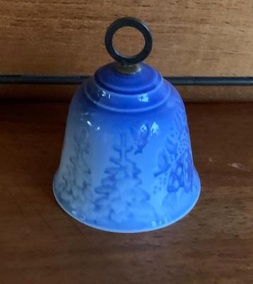 Vintage Bing & Grondahl kerstklokje beschikbaar voor biedingen