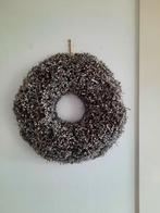 Decoratieve Krans met Witte Besjes maat 55 cm, Ophalen of Verzenden, Zo goed als nieuw