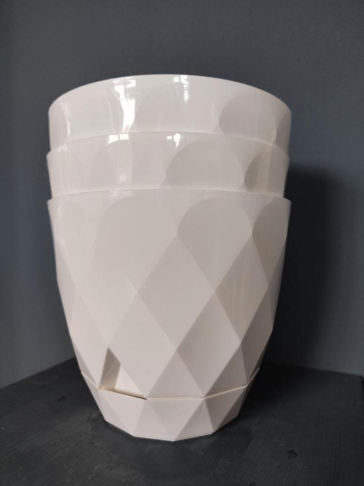 3x Kunststof Bloempotten Kruidvat Ø17.5cm, Tuin en Terras, Bloempotten, Gebruikt, Kunststof, Binnen, Balkon, Tuin, Minder dan 40 cm
