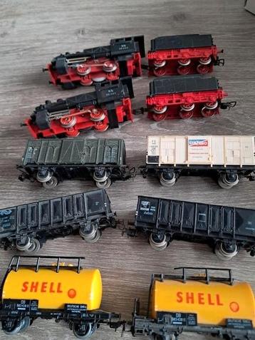 PIKO 2 LOCS EN 6 WAGENTJES beschikbaar voor biedingen