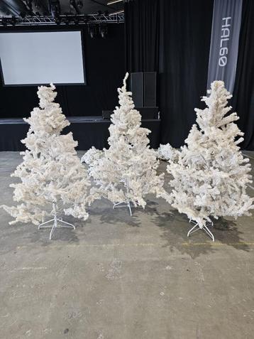 kunst kerstbomen wit beschikbaar voor biedingen