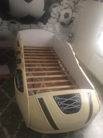 Voetbalbed - Champion - incl. lattenbodem beschikbaar voor biedingen