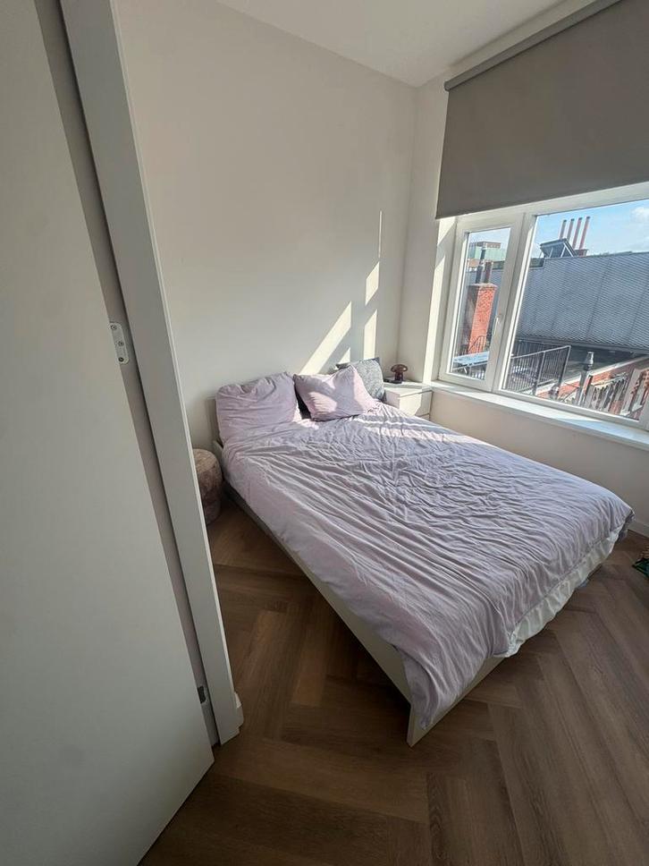 Ikea Tweepersoonsbed Vihals 140x200 incl lattenbodem, Huis en Inrichting, Slaapkamer | Bedden, Zo goed als nieuw, Tweepersoons