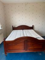 Bed inclusief lattenbodem, matrassen en twee nachtkastjes, 160 cm, Bruin, Hout, Ophalen