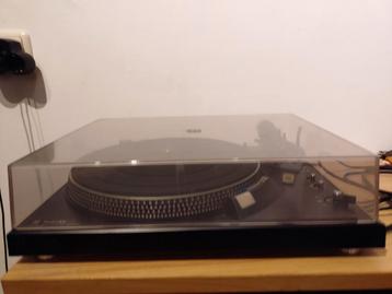 Mooie Technics SL-2000 direct drive platenspeler. beschikbaar voor biedingen