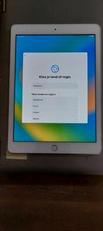 Refurbished iPad (2018) 32GB Wifi + 4G Silver A Grade, Computers en Software, Apple iPads, 10 inch, 32 GB, Apple iPad, Refurbished