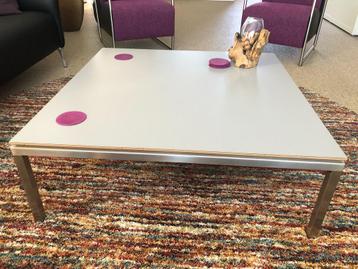 metaform salontafel beschikbaar voor biedingen