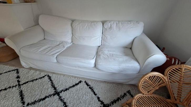 Witte Driepersoonsbank - Comfortabel en Stijlvol, Huis en Inrichting, Banken | Bankstellen, Gebruikt, Rechte bank, Driepersoons
