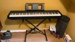 Yamaha P45 incl pedaal, standaard en hoes, Ophalen, Zo goed als nieuw, 61 toetsen, Yamaha