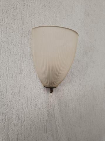 Vintage jaren 70/80 wandlamp beschikbaar voor biedingen