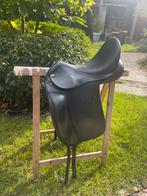 Kentaur Afrodite dressuurzadel zwart 17 inch, Dieren en Toebehoren, Paarden en Pony's | Zadels, Ophalen of Verzenden, Zo goed als nieuw