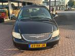 Chrysler VOYAGER 2.4 se ROLSTOELBUS Airco NL-auto NIEUWE APK, Auto's, Voorwielaandrijving, 450 kg, Gebruikt, 4 cilinders
