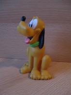 Disney Pluto zachte pieppop zittend 13cm, Verzamelen, Disney, Ophalen of Verzenden, Goofy of Pluto, Zo goed als nieuw, Beeldje of Figuurtje