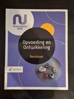 Opvoeding en Ontwikkeling Basisboek - Judy Tienhoven, Ophalen of Verzenden, Zo goed als nieuw, Judy Tienhoven