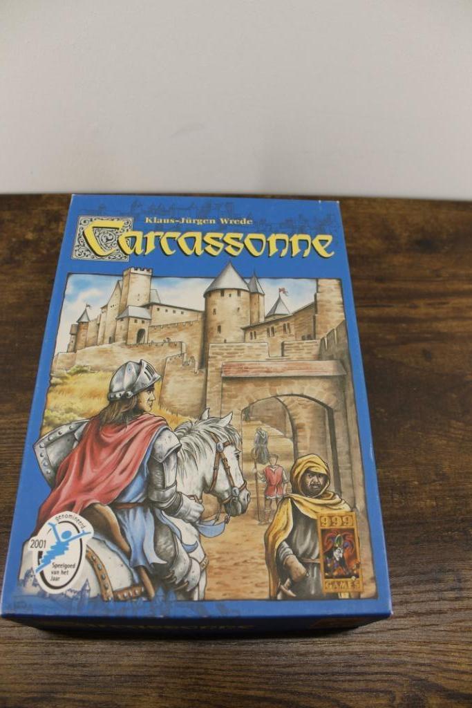 Carcassonne bordspel + uitbreiding, Hobby en Vrije tijd, Gezelschapsspellen | Bordspellen, Zo goed als nieuw, Een of twee spelers