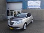 Lancia Ypsilon 1.2 Bi-Fuel Platinum lpg bi-fuel, Auto's, Lancia, Voorwielaandrijving, Euro 5, Lederen bekleding, Gebruikt