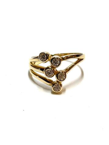 14k gouden ring met zirkonia stenen beschikbaar voor biedingen