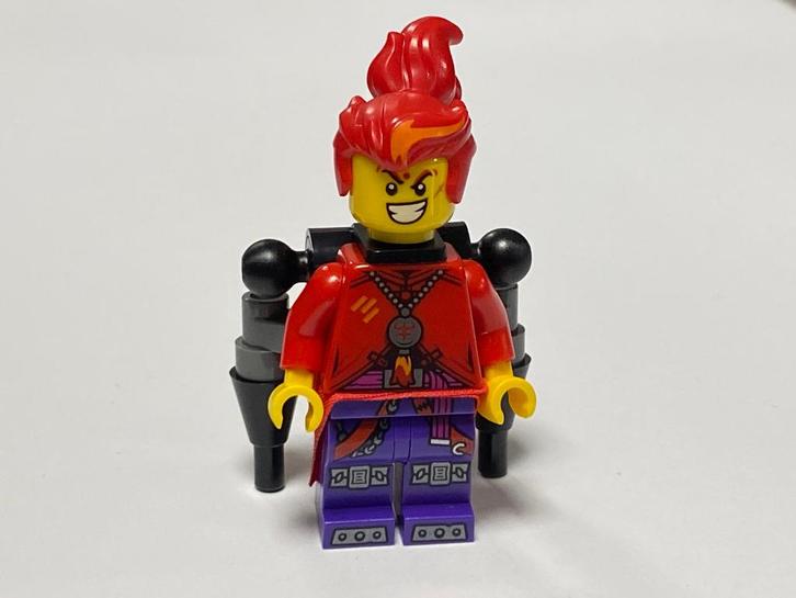 Lego Monkie Kid Minifiguur mk006 Red Son met rugzak, Kinderen en Baby's, Speelgoed | Duplo en Lego, Nieuw, Lego, Losse stenen