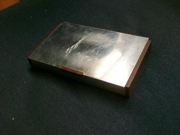 Platte rvs doos met teak rand/Denmark18/8 16 x 9,5 x 2,4 cm beschikbaar voor biedingen