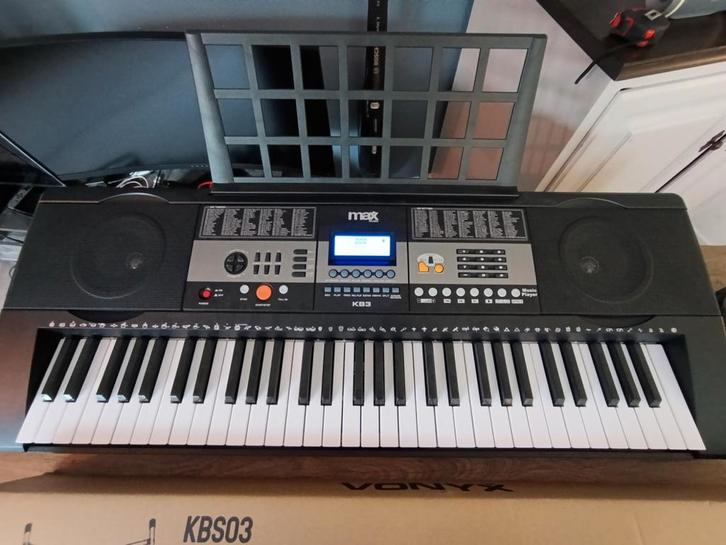 Keyboard Max KBS03, Muziek en Instrumenten, Keyboards, Zo goed als nieuw, 61 toetsen, Overige merken, Ophalen