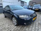 Audi A3 1.6 Attraction 2004 Carplay Camera Nwe Distributie, Voorwielaandrijving, Gebruikt, 4 cilinders, Blauw