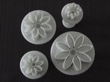 NIEUW! Plunger Uitsteker Set Bloemen 4 Stuks >Snelle Verzend beschikbaar voor biedingen